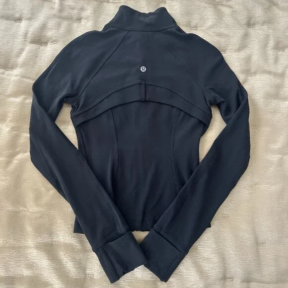 lululemon Nulu Define Jacket Black - Size 2 - Picture 3 of 4